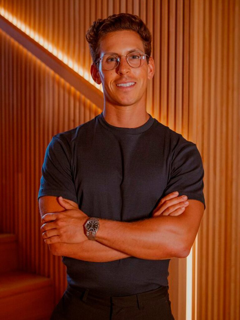 Dr André Pinto